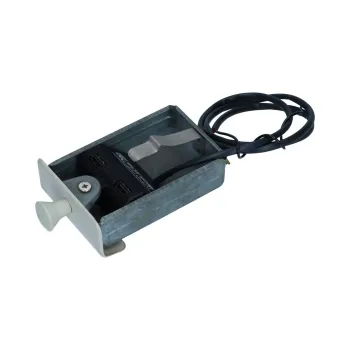 USB-Anschluß zum Einbau in den Aschenbecher