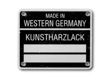 Hinweis Kunstharzlack mit Feld für die Farbnummer