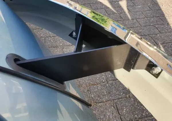 Montageeispiel am VW Käfer