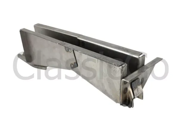 Ausleger mit Wagenheberaufnahme hinten